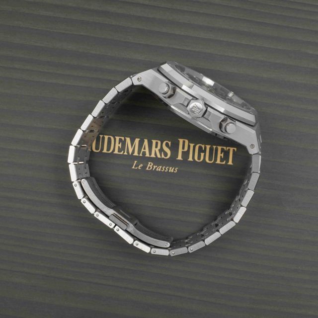 Audemars Piguet Royal Oak 26240ST.OO.1320ST.05 Image 2